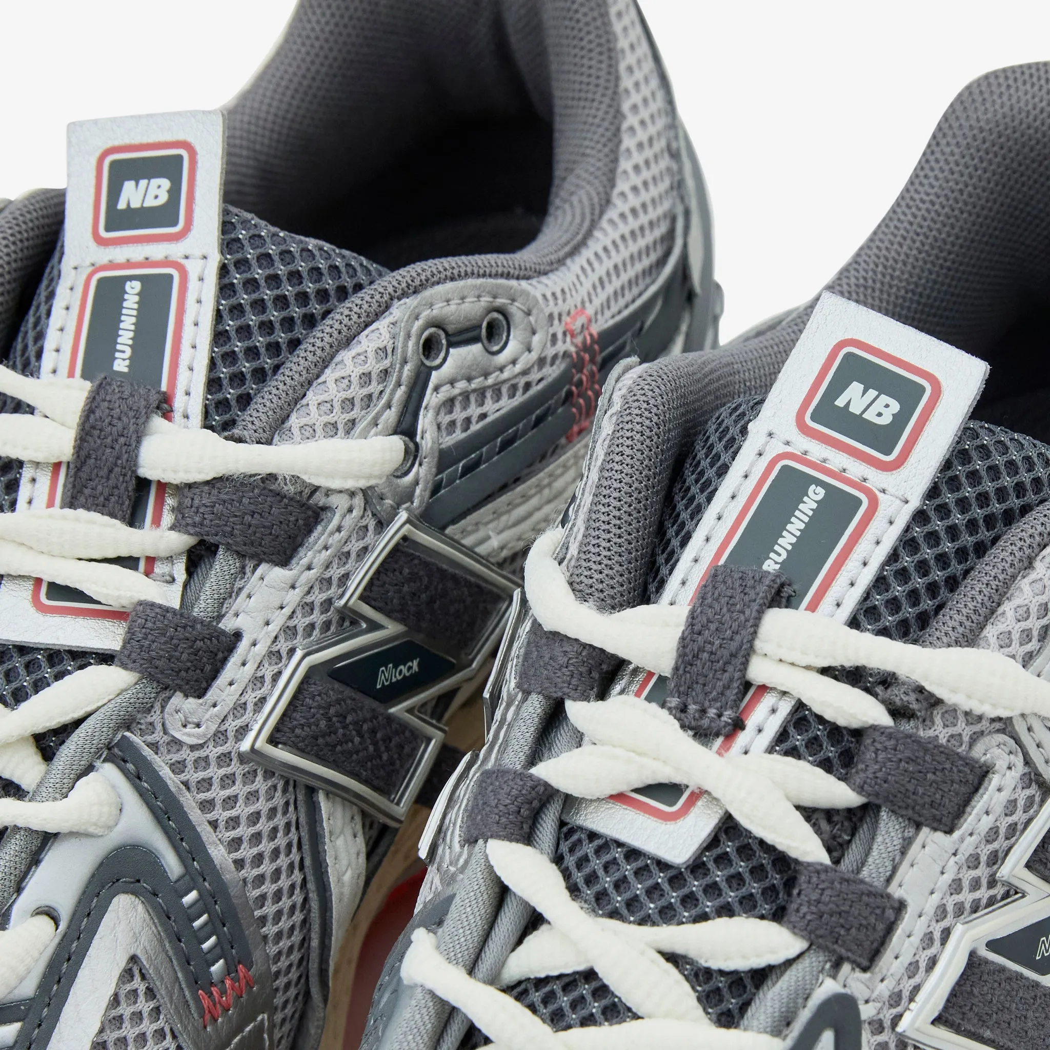 1906A Slate Grey | Raincloud | Drift Red