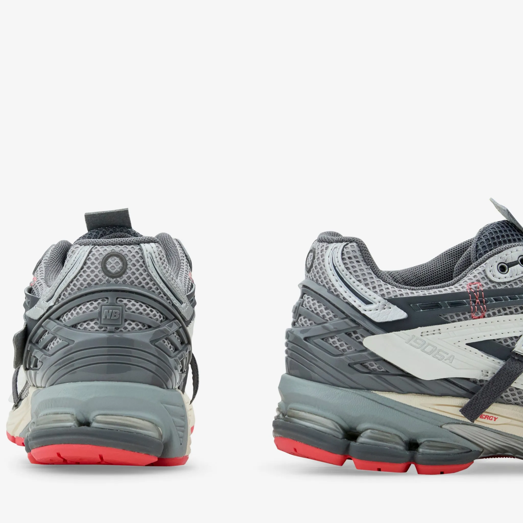 1906A Slate Grey | Raincloud | Drift Red