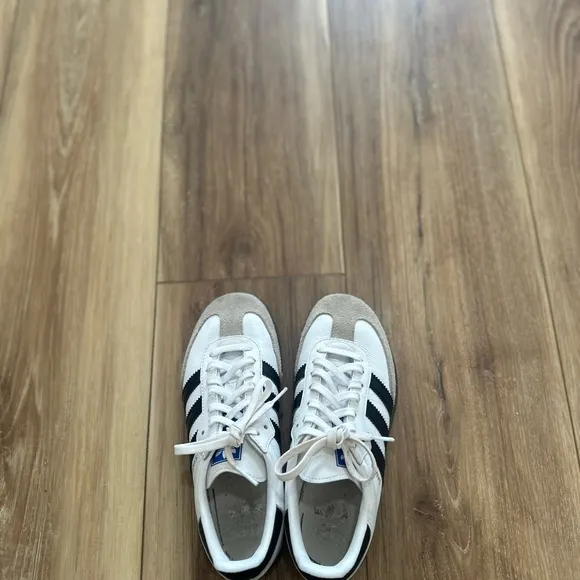 Adidas Original Sambas size 2