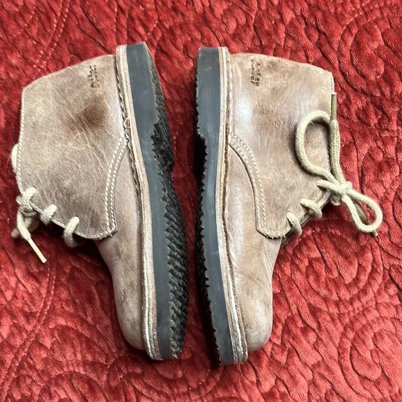 ASTER leather inside and out with rubber sole bootie