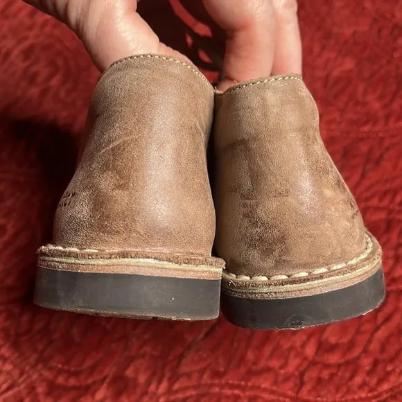 ASTER leather inside and out with rubber sole bootie