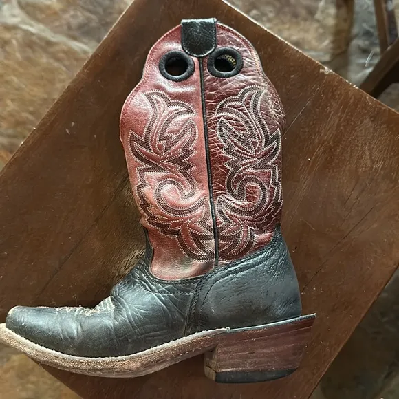 Beastmaster Rodeo Rough Stock Cowboy Boots