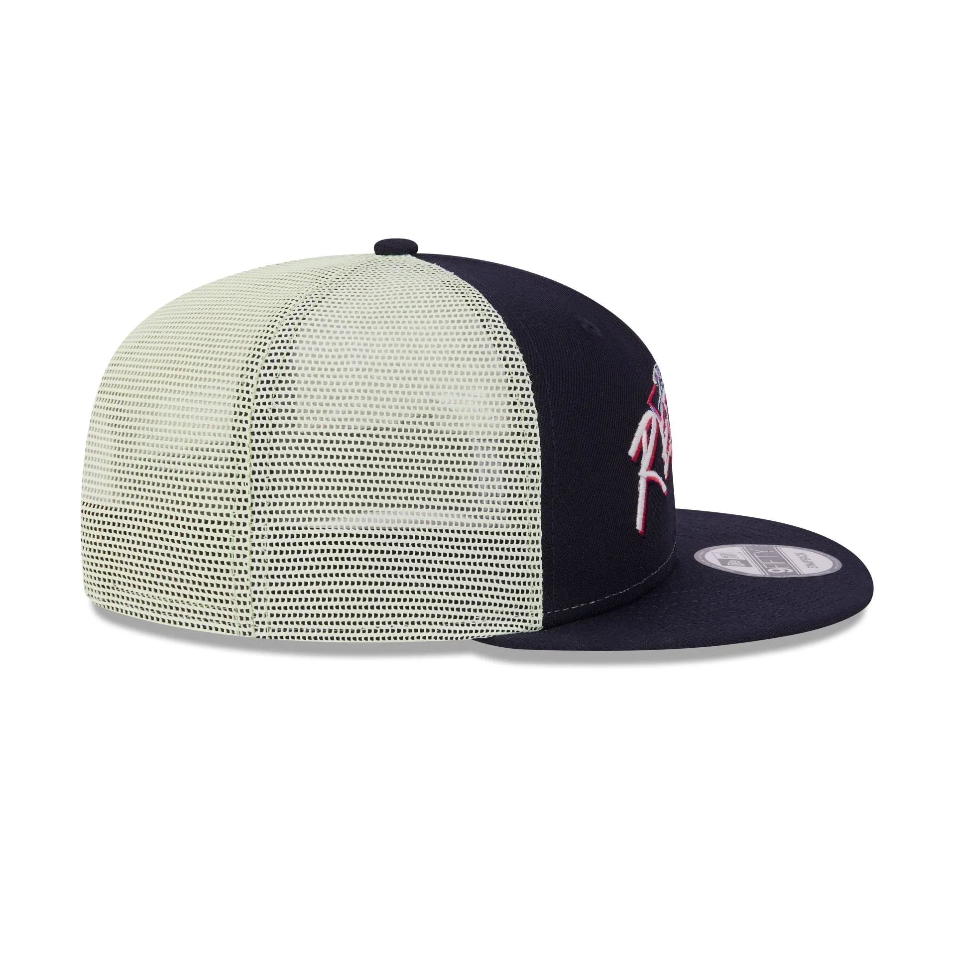 Boston Red Sox Glow-In-The-Dark 9FIFTY Trucker Hat