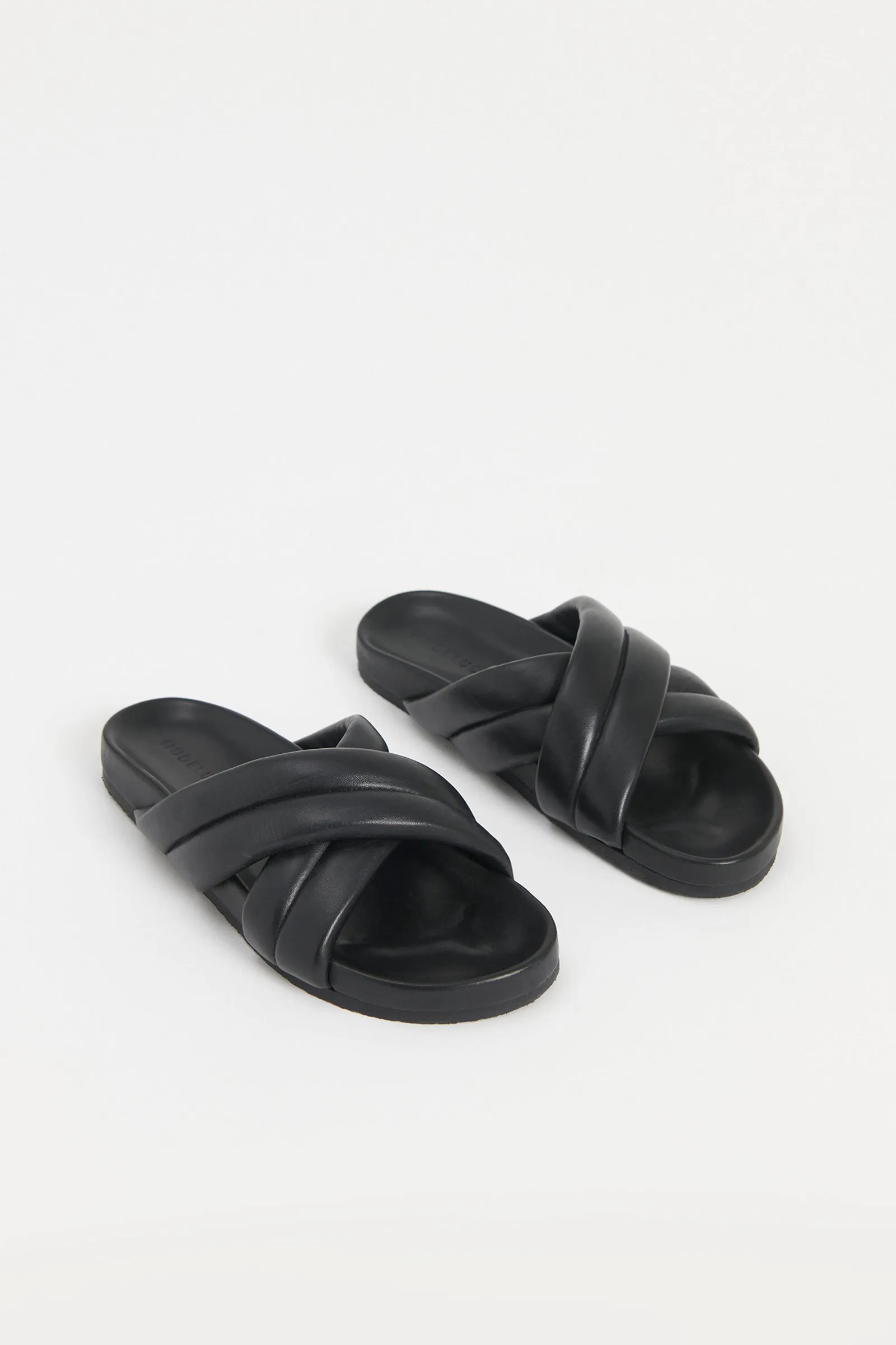 CROSSOVER LEATHER SLIDE
