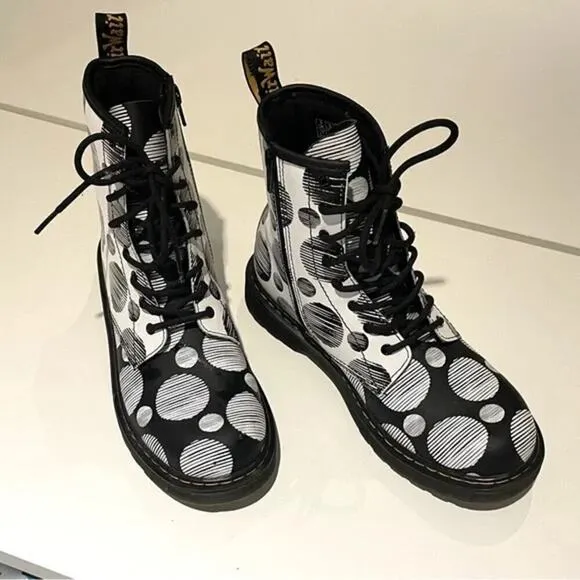 DR MARTENS KIDS 1460 POLKA DOT BOOT - BLACK/WHITE size 11