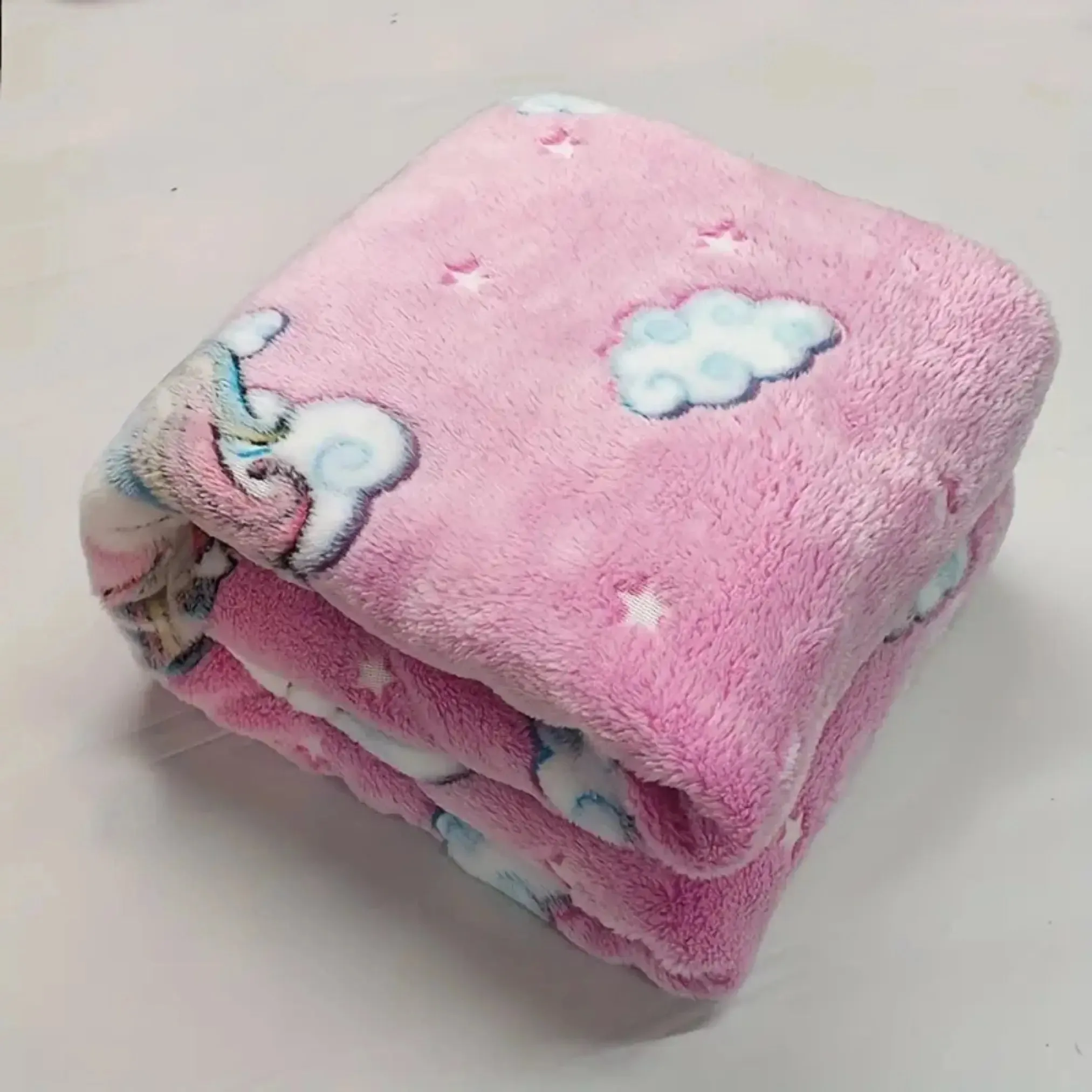 Dreamy Unicorn Glow in The Dark Blanket for Kids, 0-15 years | Ultra-soft & Lightweight Blanket for Kids
