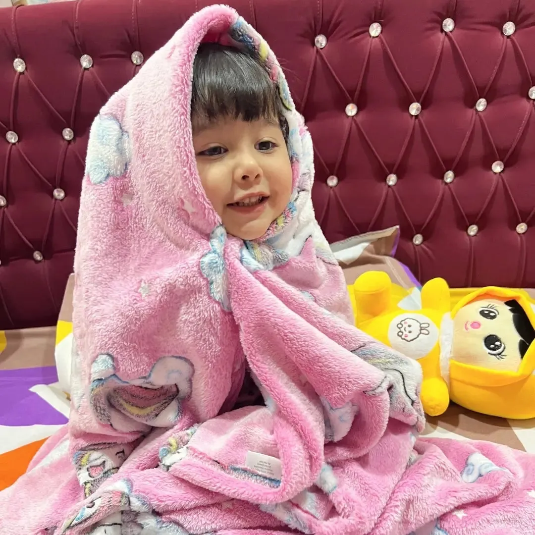 Dreamy Unicorn Glow in The Dark Blanket for Kids, 0-15 years | Ultra-soft & Lightweight Blanket for Kids