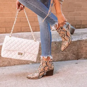 Explosive High Heeled Martina