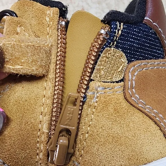 Geox Alben Boot Size 4.5 Colors Wheat Navy White