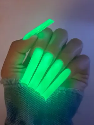 Glow Green
