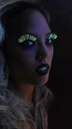 Glow In The Dark False Eyelashes