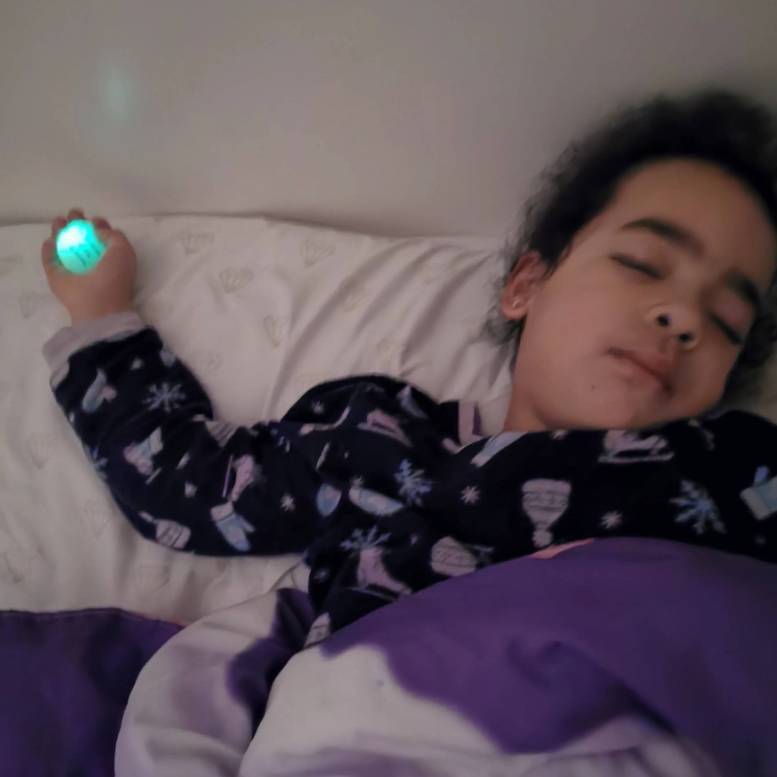 Glow In the Dark Worry Stone | Manage kids anxiety and stress