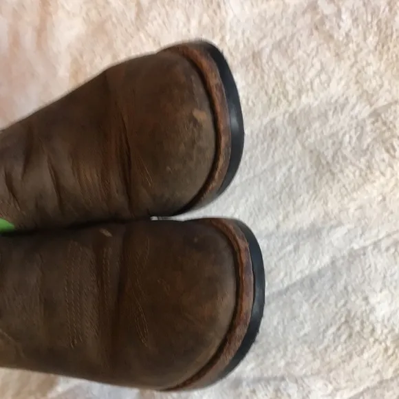 Justin Gypsy Kid's Round Toe Rubber Sole Boot Size 2