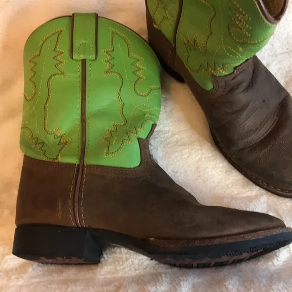 Justin Gypsy Kid's Round Toe Rubber Sole Boot Size 2