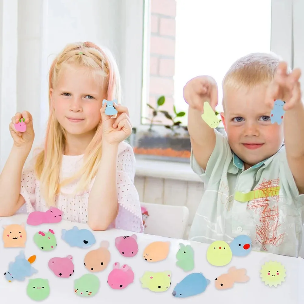 Kawaii Glow-in-the-Dark Animal Squishiest - 12/36PCS Party Favors