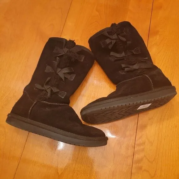 Koolaburra by Ugg Victoria Tall Boot • Black • Size 4