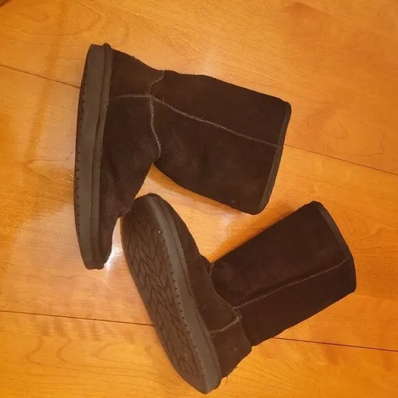 Koolaburra by Ugg Victoria Tall Boot • Black • Size 4
