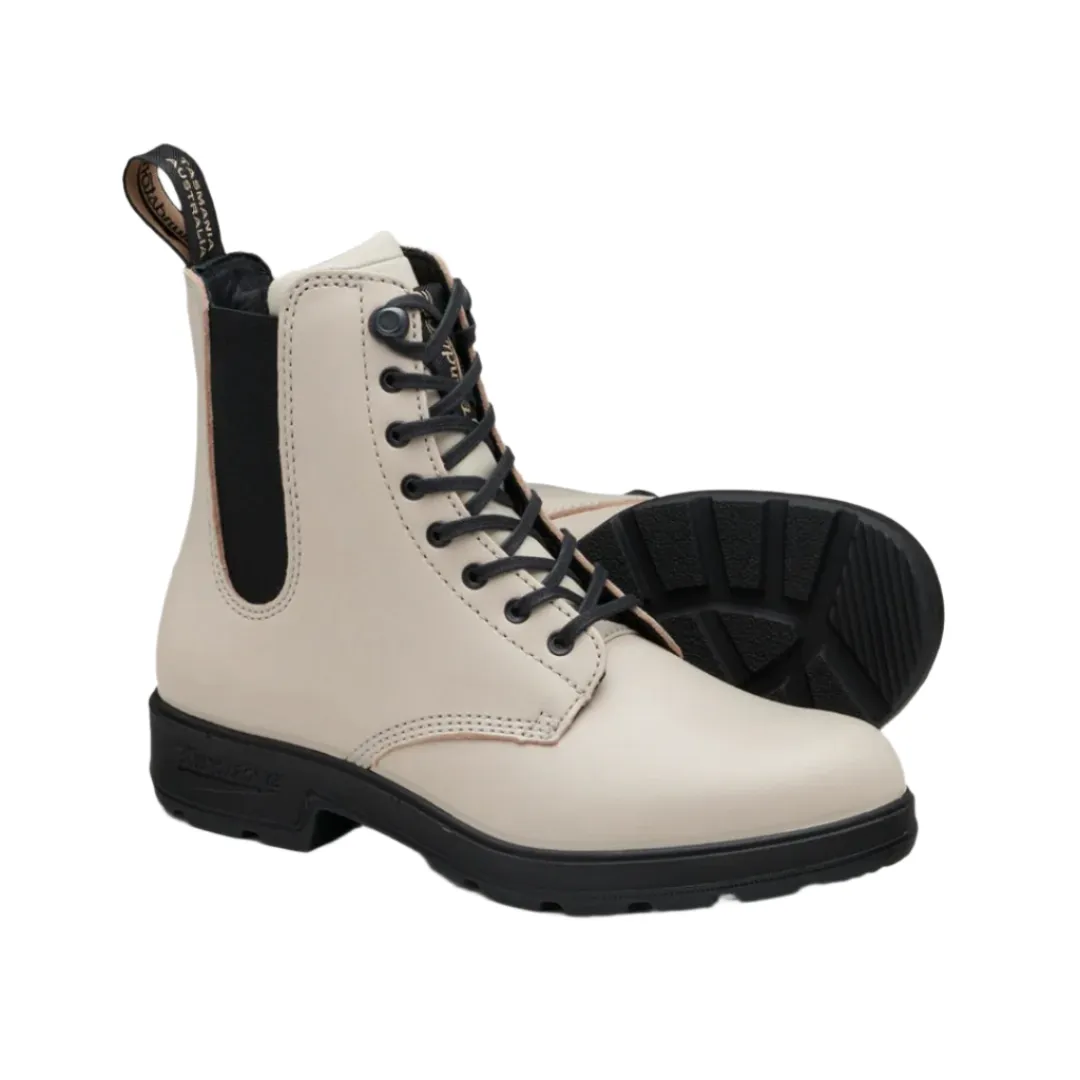 LACE UP BOOTS