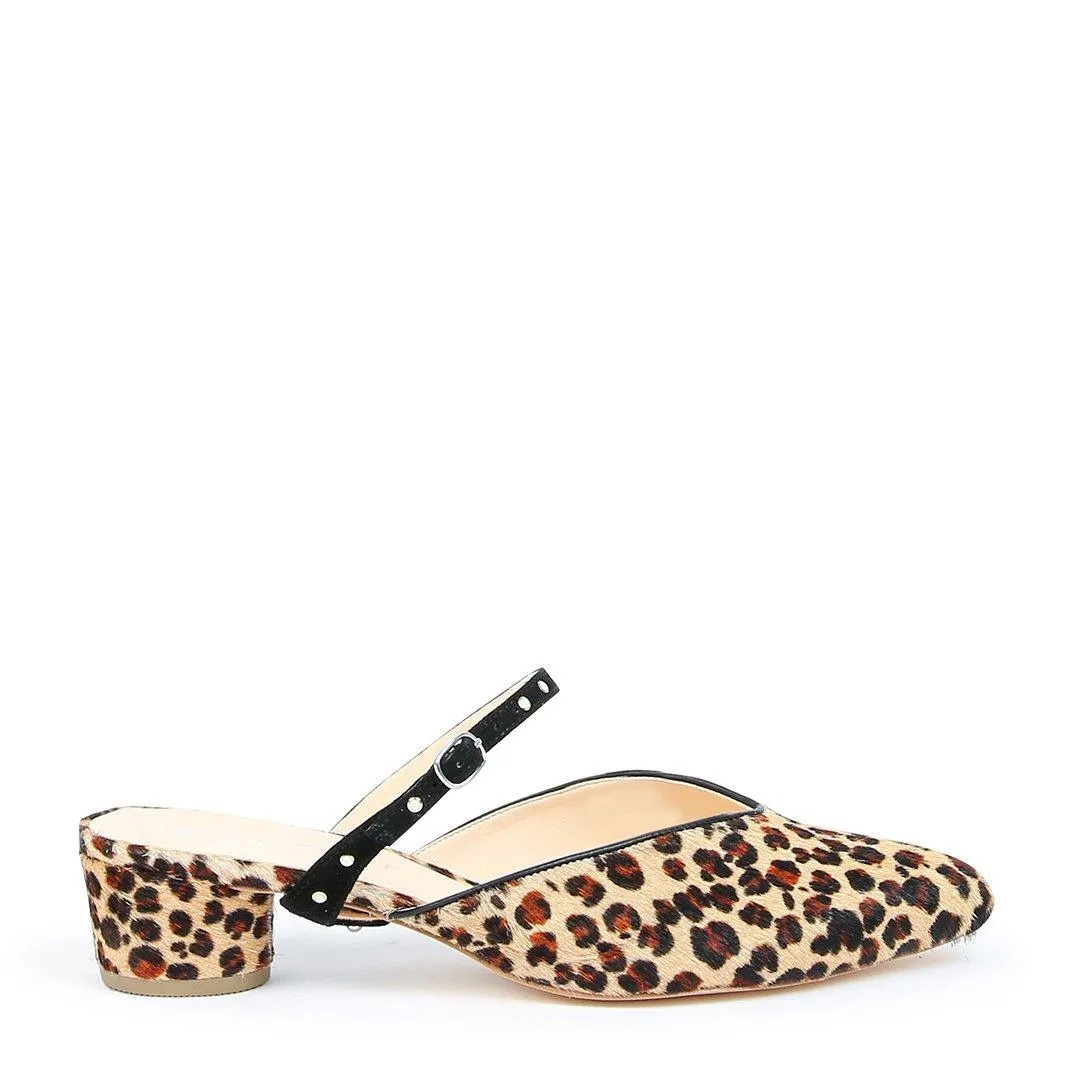 Leopard V Slide   Studded Black Twiggy Strap