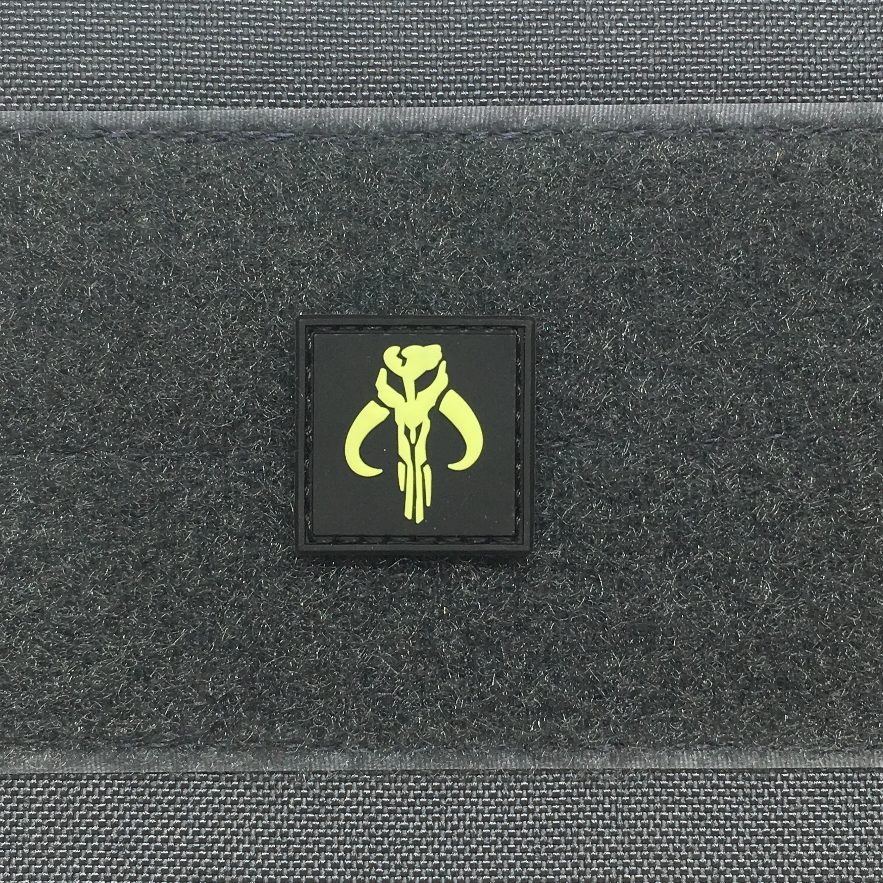 Mandalorian Mythosaur Cat Eye GITD PVC Morale Patch
