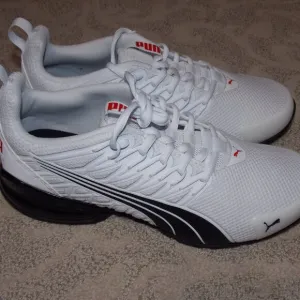 Men's Puma Voltaic Evo Sneaker Size 8