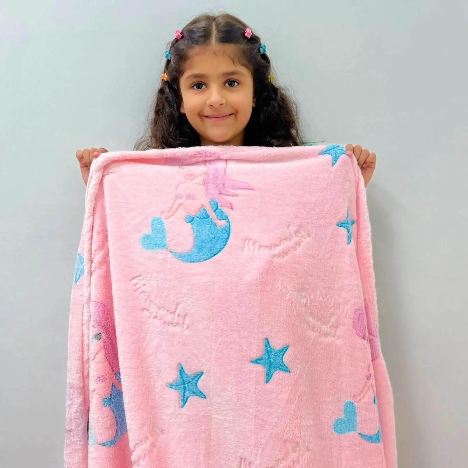 Mermaid Glow in The Dark Blanket for Kids, 200 x 152cm, 0-15 years | All-Weather Lightweight Blanket for Kids’ Room
