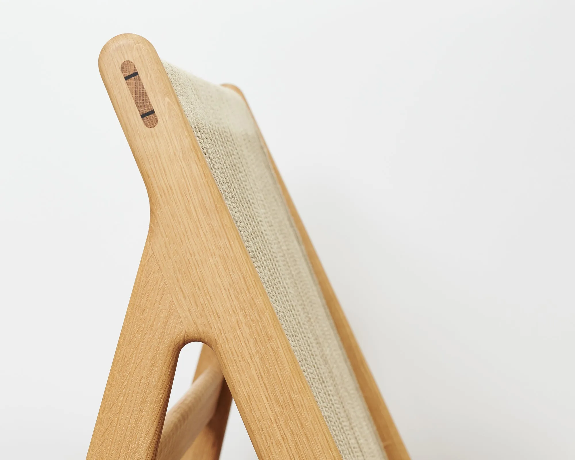 MR01 Initial Chair - Oak
