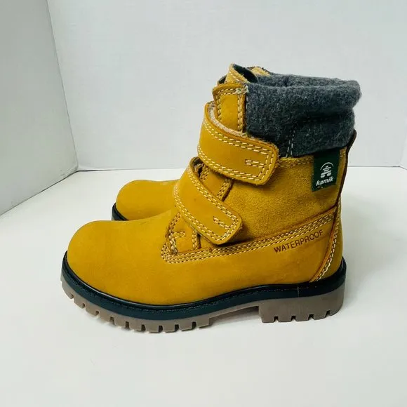 NEW Kamik Kids Boy's Takodav Boots Tan Size 12