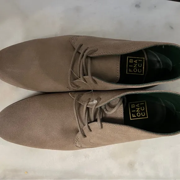 NEW Tan Suede Chukka Boots with Minimalist Design Genuine Suede/Leather