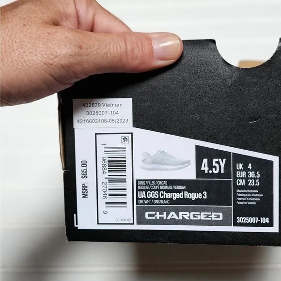 New Under Armour GGS Charged Rogue 3 Sneakers