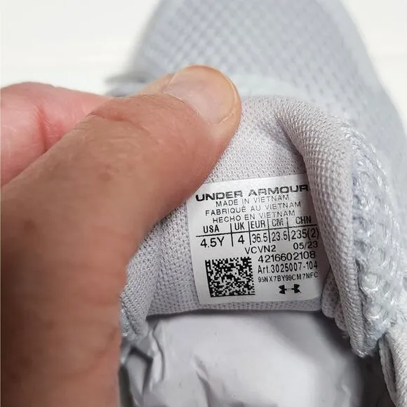 New Under Armour GGS Charged Rogue 3 Sneakers