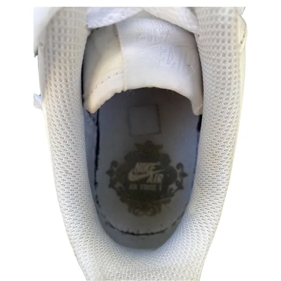 Nike Air Force 1 Low '06 Sneakers White Streetwear Y2K Boys Youth Size 4.5