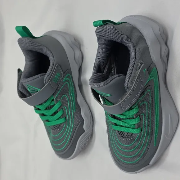 NIKE GIANNIS IMMORTALATITY 4 PS SMOKE GREY STADIUM GREEN CHILDREN 10C NEW IN BOX