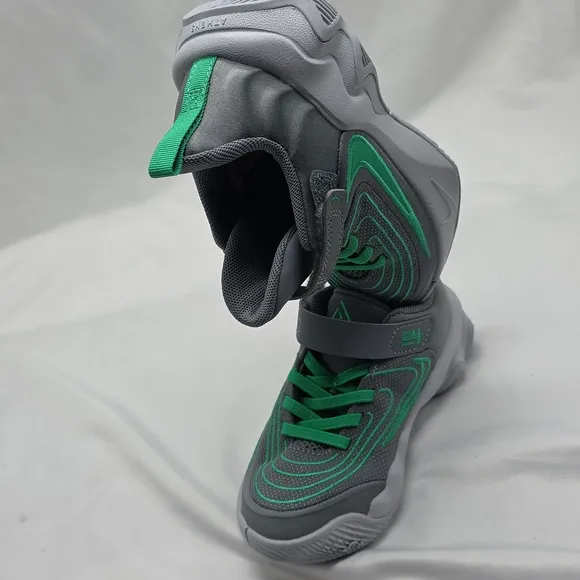 NIKE GIANNIS IMMORTALATITY 4 PS SMOKE GREY STADIUM GREEN CHILDREN 10C NEW IN BOX
