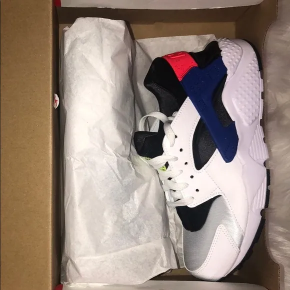 Nike Huarache Run GS 'White Bright Crimson'