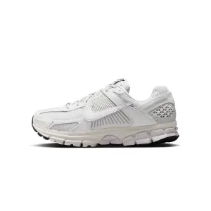 Nike Womens Zoom Vomero 5 Shoes