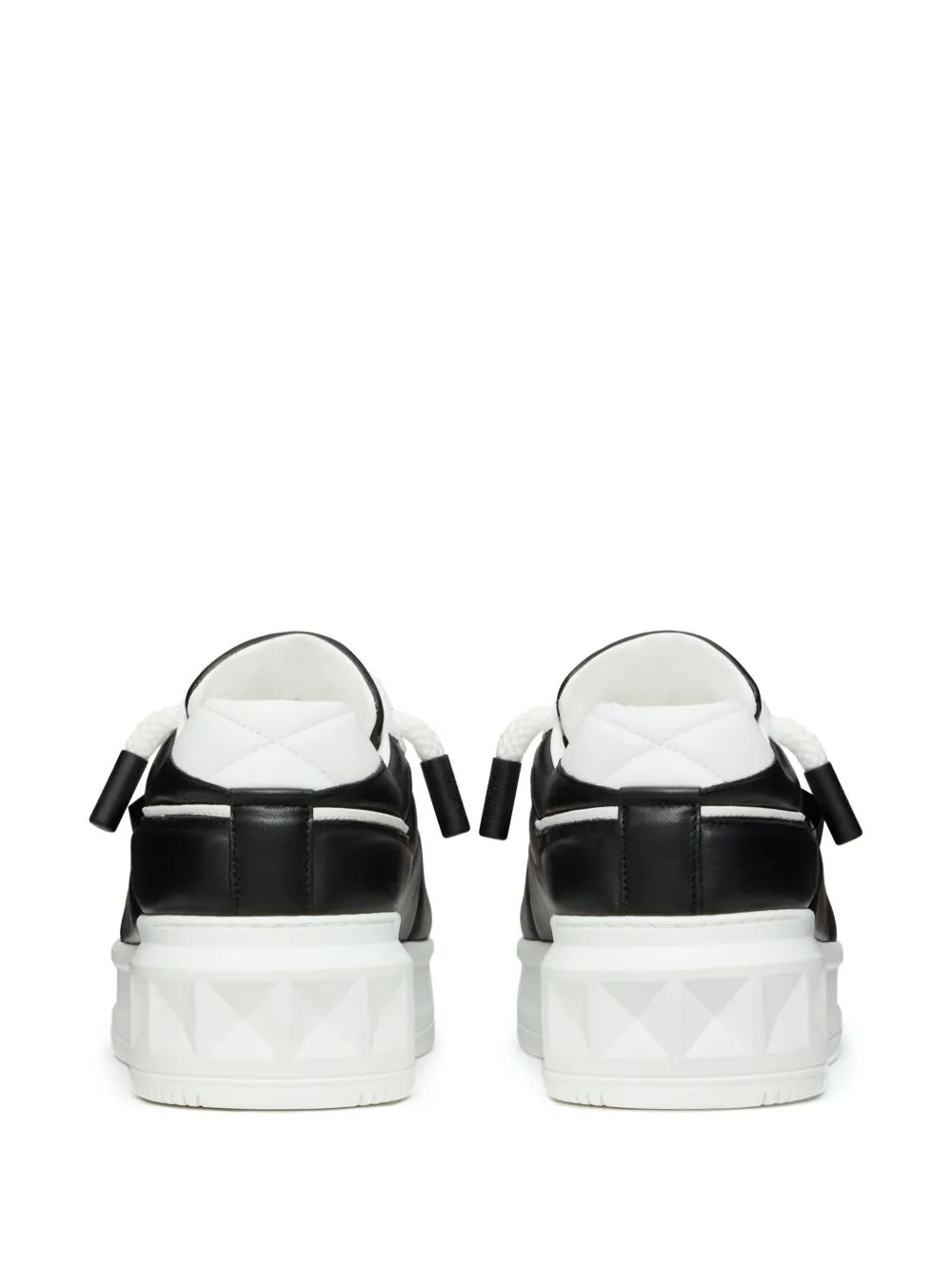 One stud xl leather sneakers