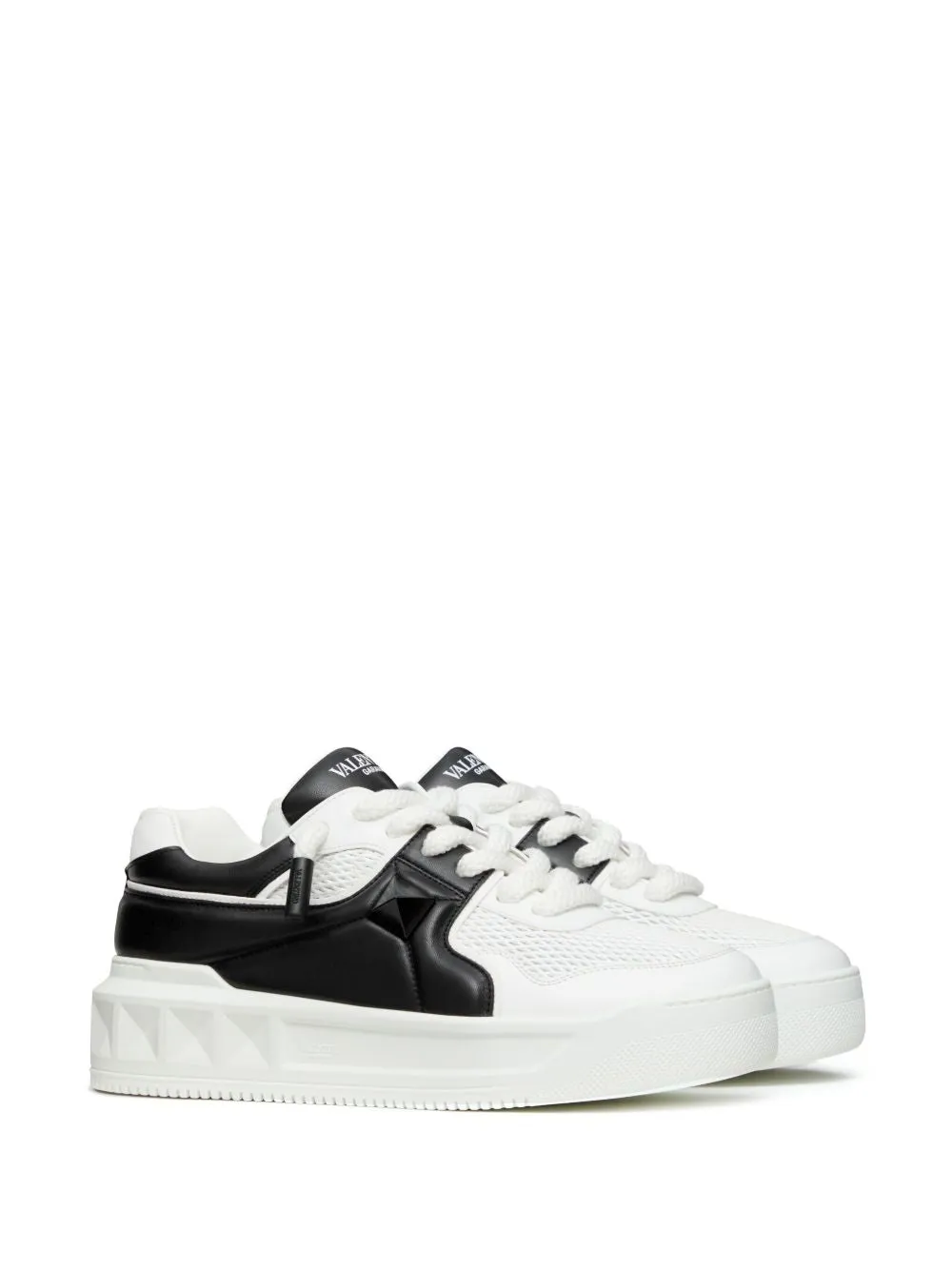One stud xl leather sneakers