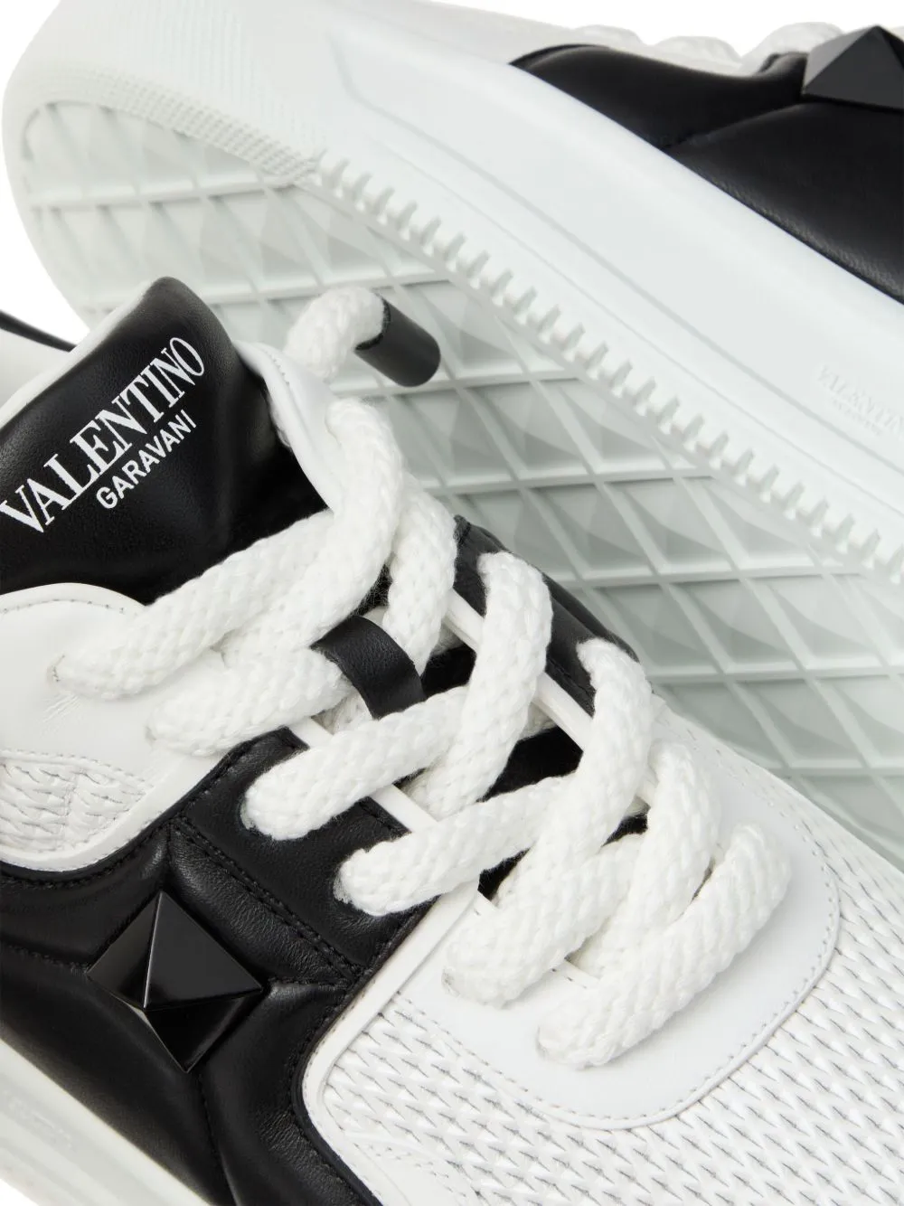 One stud xl leather sneakers
