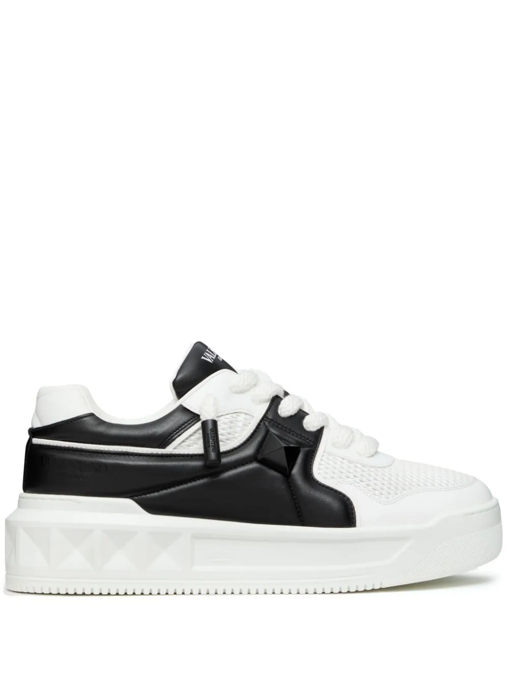 One stud xl leather sneakers