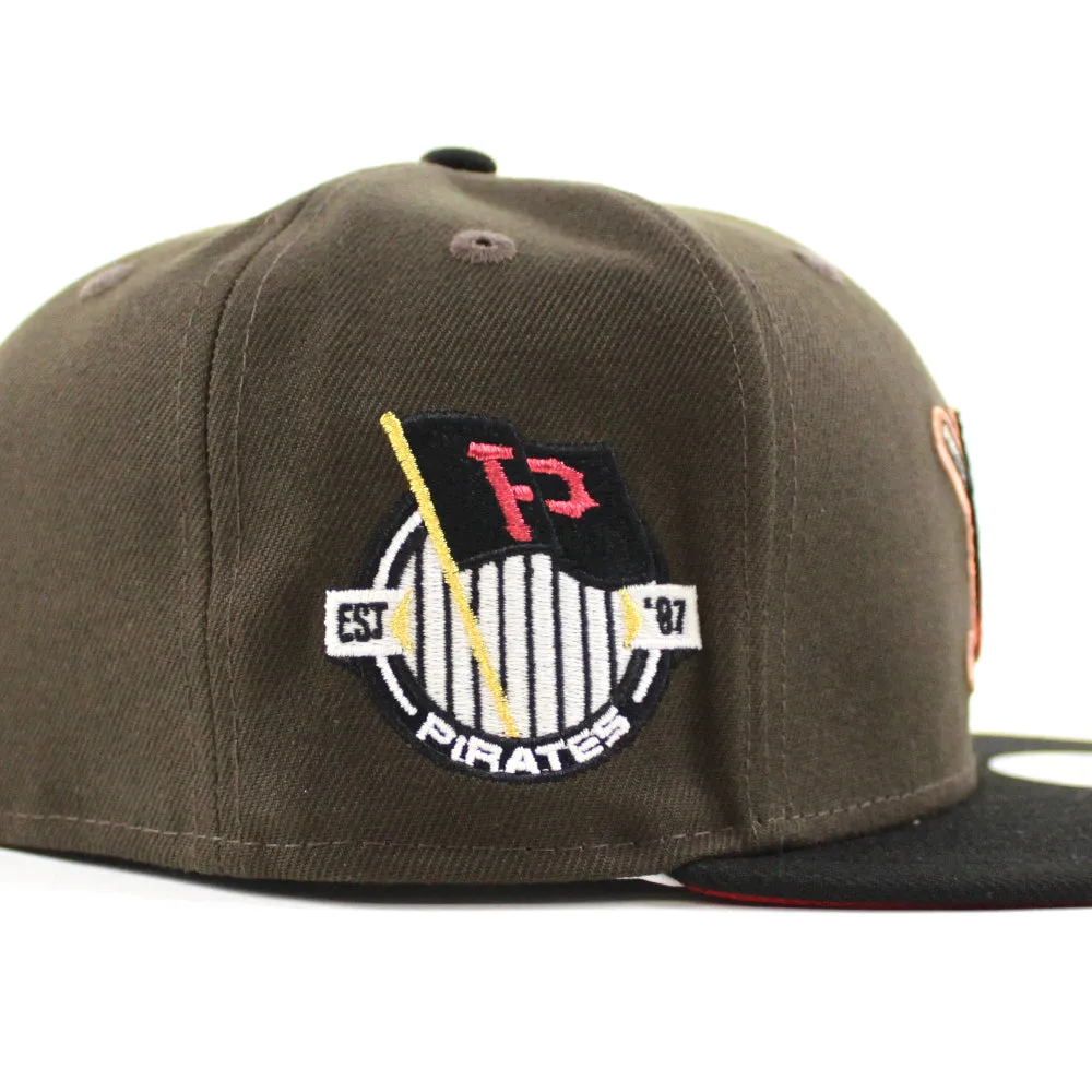Pittsburgh Pirates TEAM FLAG 59Fifty New Era Fitted Hat (GITD Walnut Black Red Under Brim)