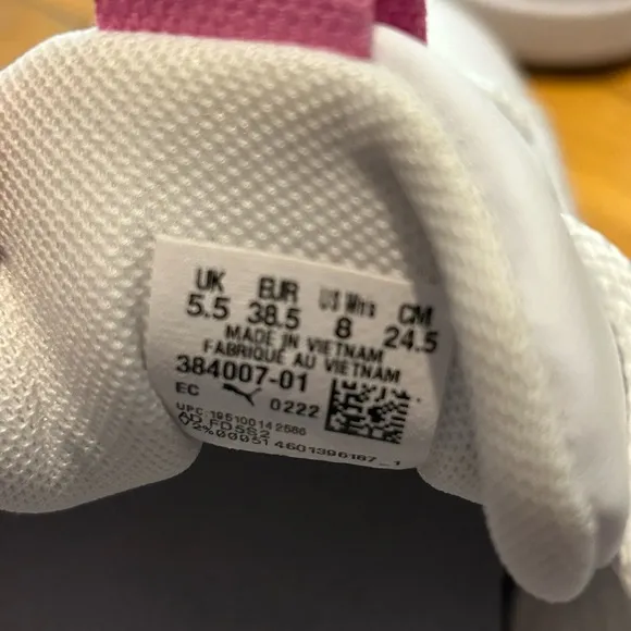 Puma Women's Sneakers - White and Pink