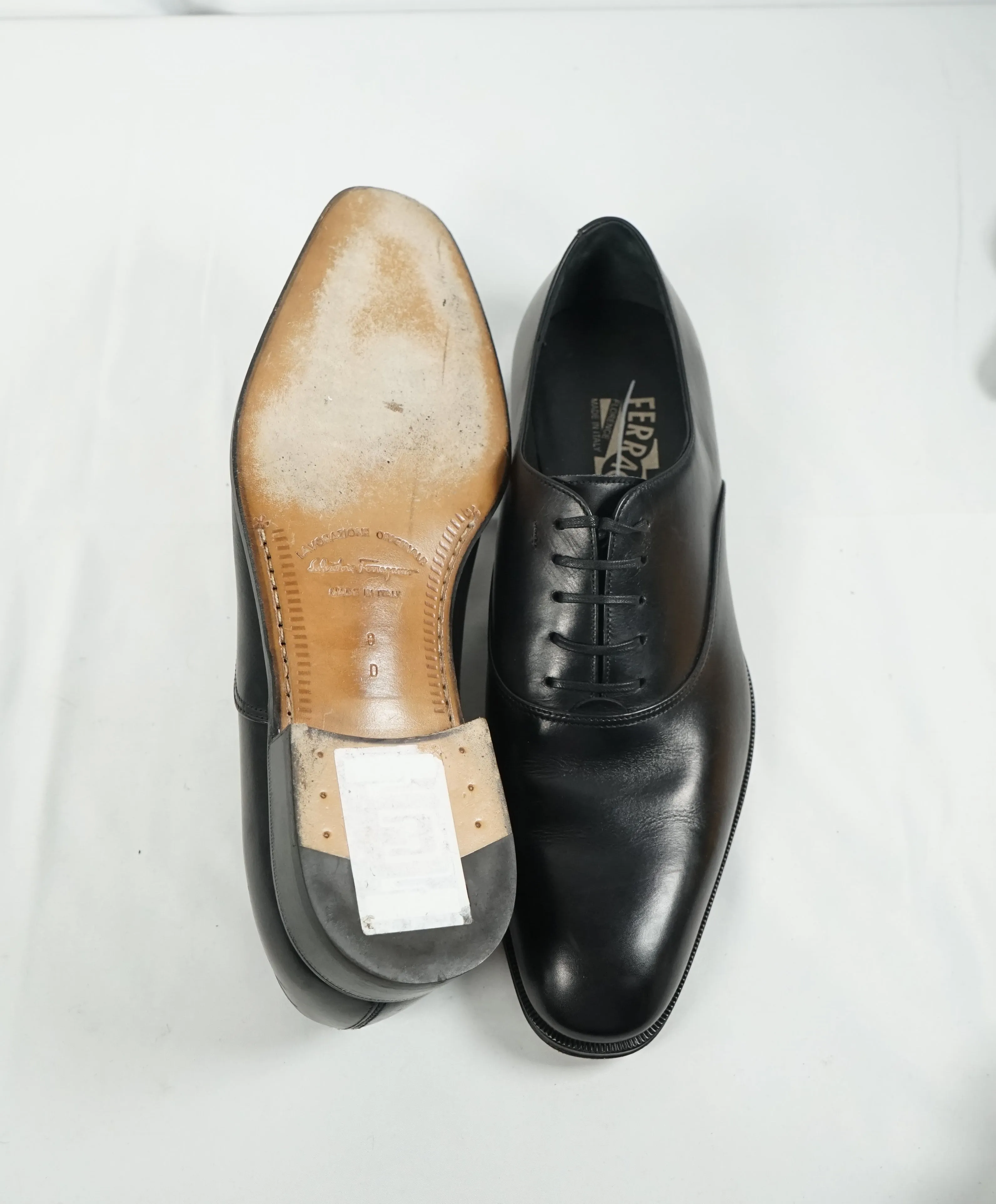 SALVATORE FERRAGAMO - “ Fedele” Black Oxford W Leather Sole - 8 D