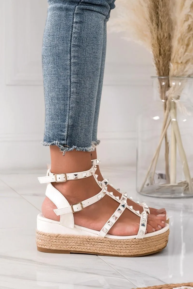 Sandali espadrilles con borchie argento bianchi