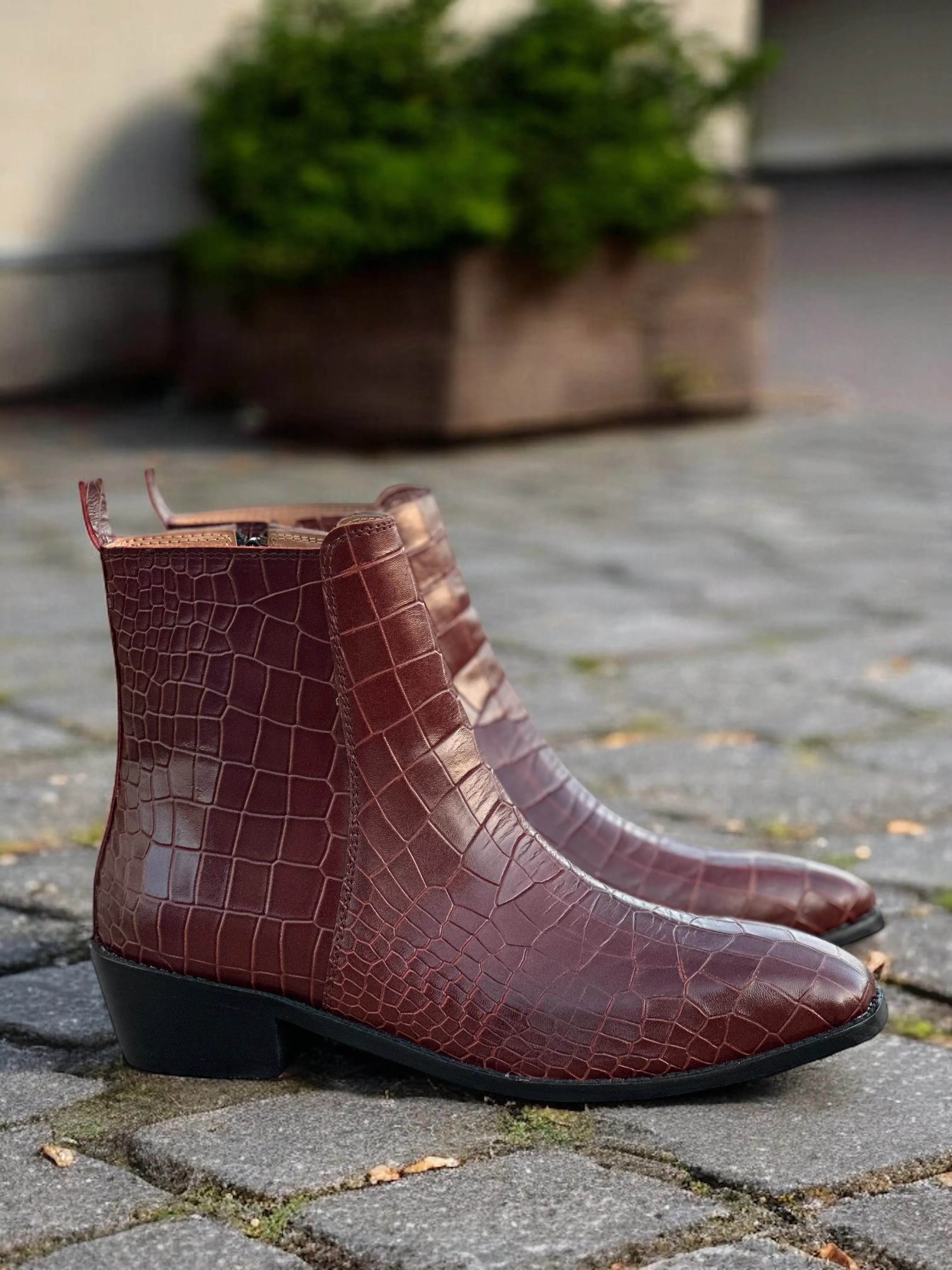 Savage Croc Chelsea Boots