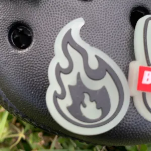 SHOE CHARMS - GLOW IN DARK FLAME