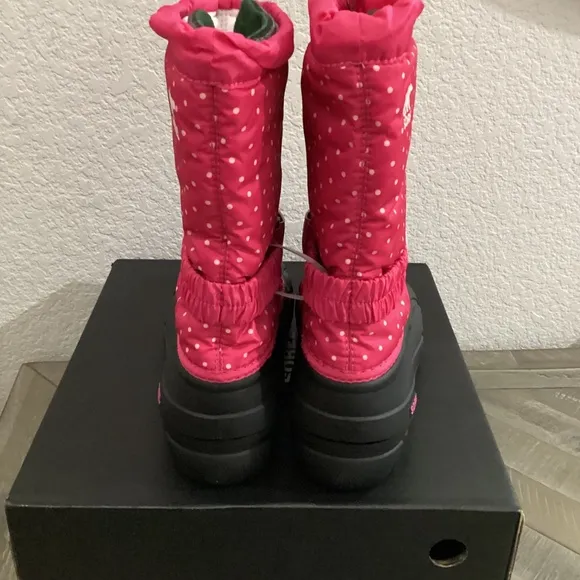 SOREL Flurry Weather Resistant Snow Boot (Big Kid) 7 M,