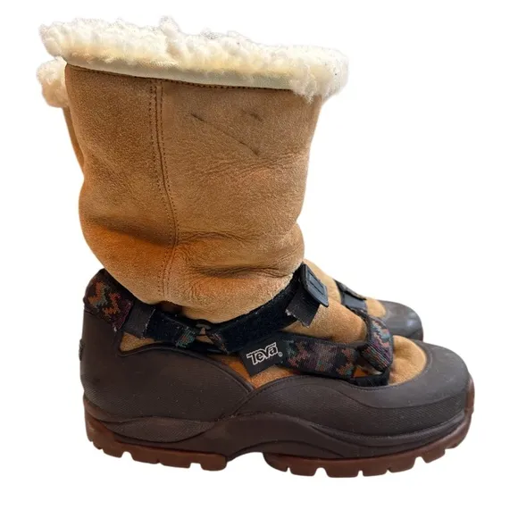 Teva the sport real sheepskin sandalboot