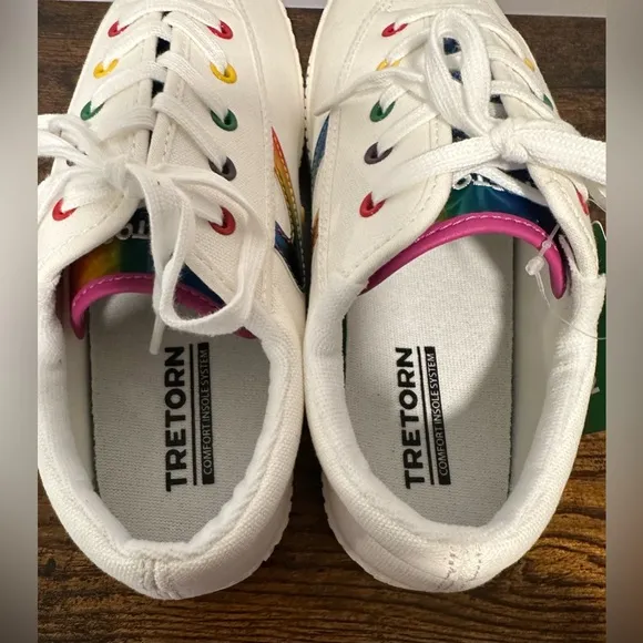 Tretorn Big Girls Lil Nylite White/Rainbow Sneakers NWT Size 6