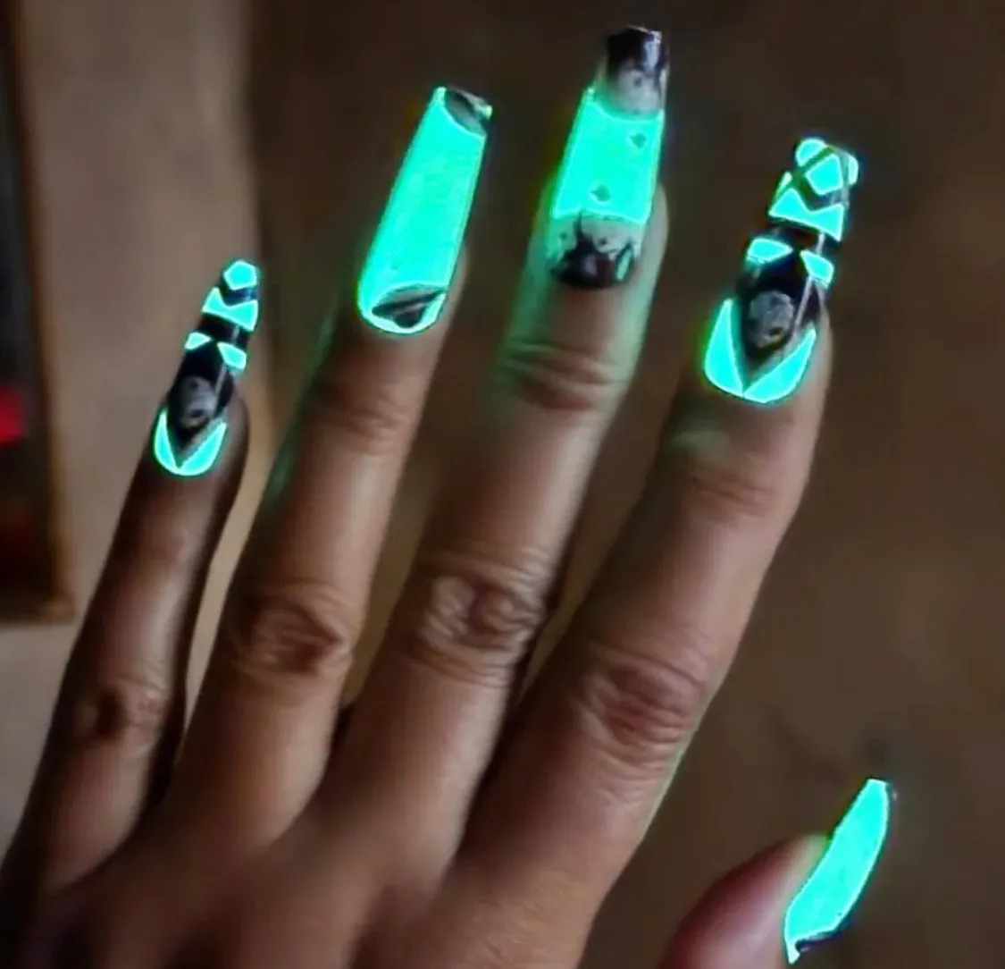 UF Glow (Glow In The Dark)